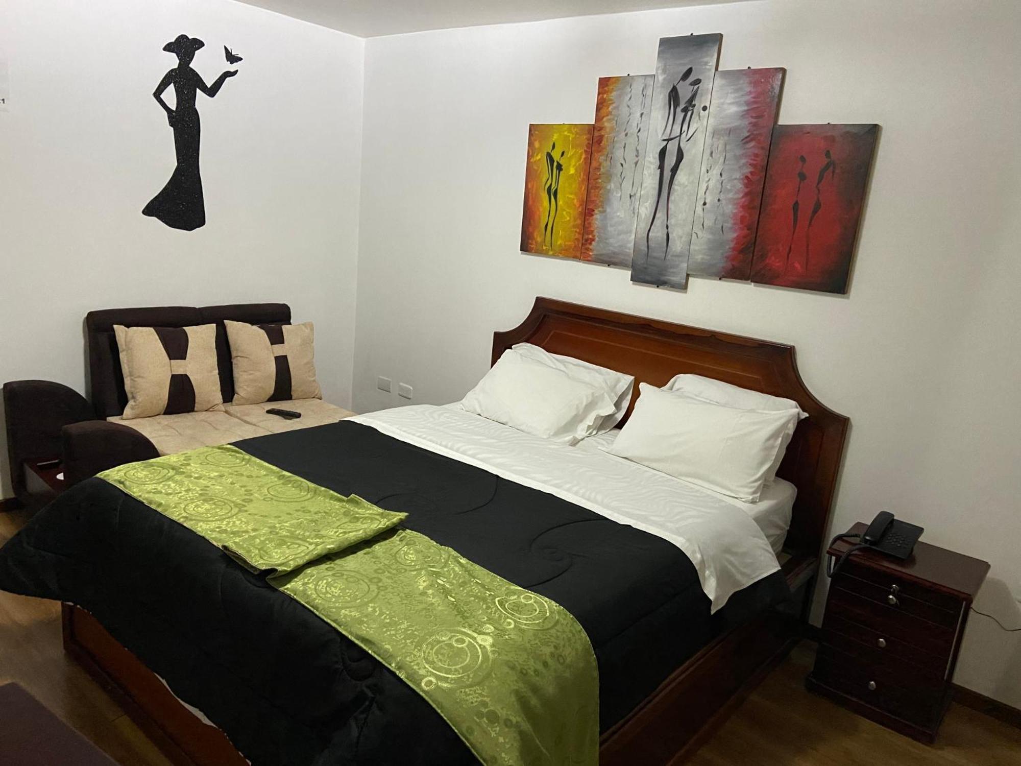Loreto Hotel ลาตาคุงกา ภายนอก รูปภาพ
