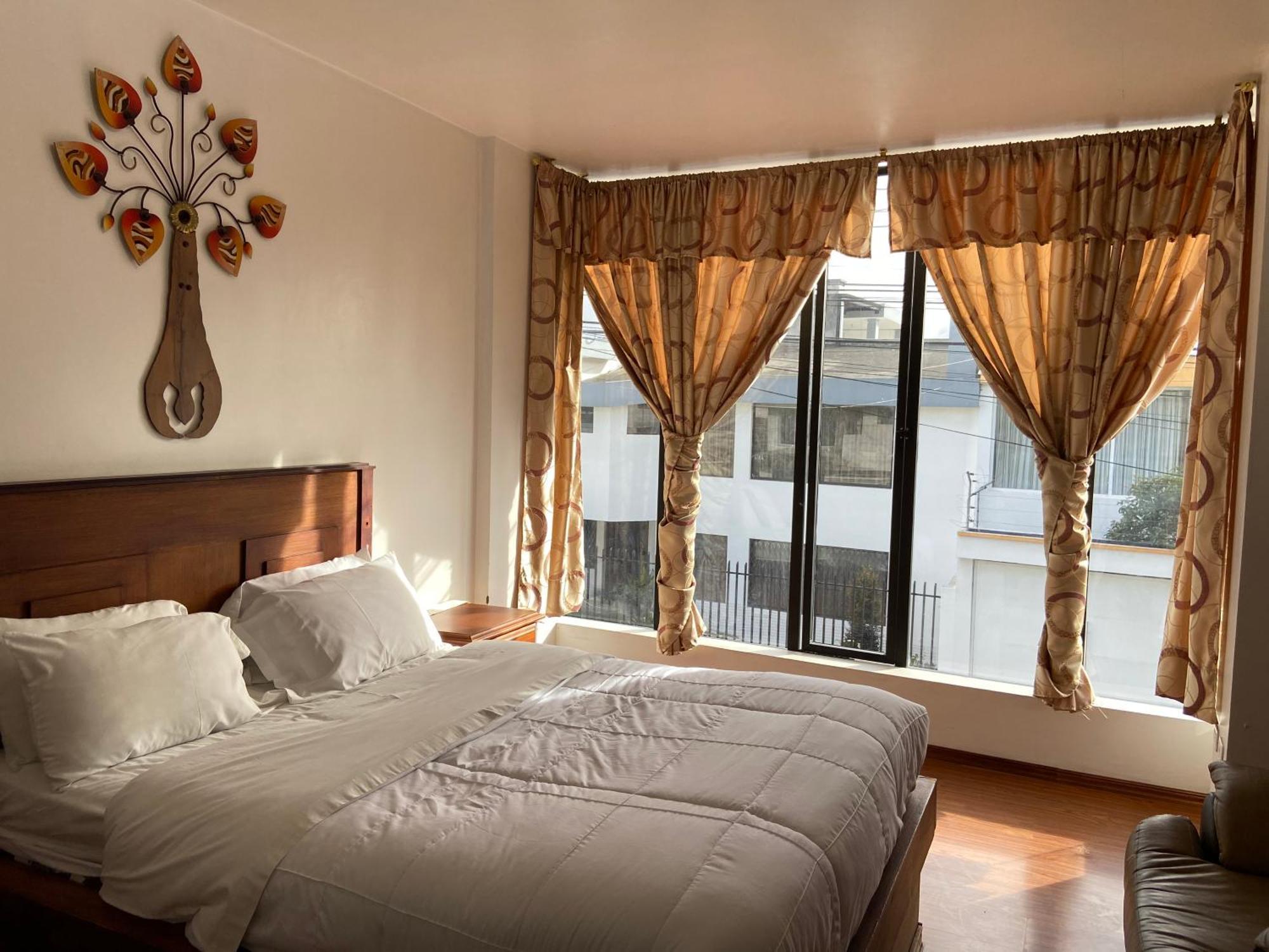 Loreto Hotel ลาตาคุงกา ภายนอก รูปภาพ
